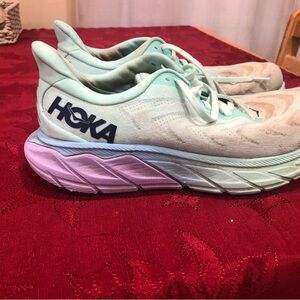 Hoka Women's Mint Running Shoes